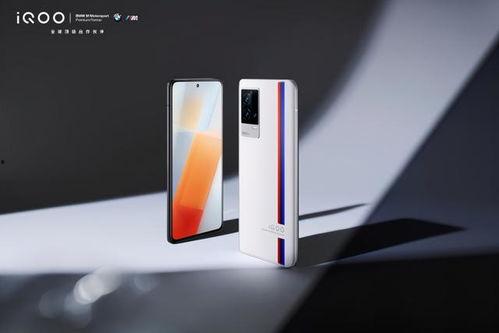 iqoo11pro最新爆料,性能怪兽来袭，旗舰配置一览无遗